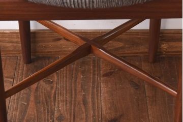 ヴィンテージ家具　北欧ビンテージ　G-PLAN(ジープラン)　Fresco(フレスコ)　グレンチェックのサーキュラーチェア(ダイニングチェア、椅子)(3)