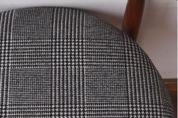 ヴィンテージ家具　北欧ビンテージ　G-PLAN(ジープラン)　Fresco(フレスコ)　グレンチェックのサーキュラーチェア(ダイニングチェア、椅子)