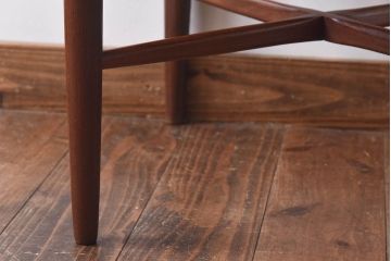 ヴィンテージ家具　北欧ビンテージ　G-PLAN(ジープラン)　Fresco(フレスコ)　おしゃれなダイニングチェア(サーキュラーチェア、椅子)(1)