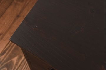 アンティーク家具　昭和中期　当時物の取っ手が愛らしい脚付箪笥ローチェスト(ローボード、衣装箪笥)(1)