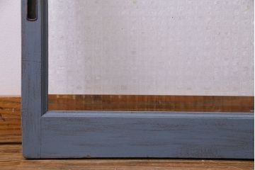 ペイント家具　チェッカーガラス入り!シャビーシックなガラス戸(窓、引き戸、建具)2枚組