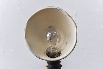 昭和レトロ　昔懐かしさを感じさせるスタンドライト(卓上照明、デスクスタンド)(3)