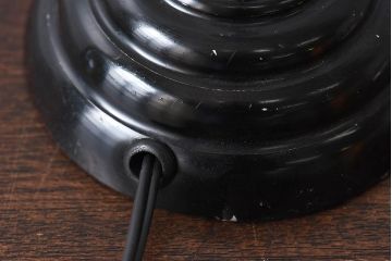 昭和レトロ　メンズライクなインテリアにおすすめの黒いスタンドライト(卓上照明、デスクスタンド)(1)