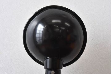 昭和レトロ　メンズライクなインテリアにおすすめの黒いスタンドライト(卓上照明、デスクスタンド)(2)