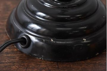 昭和レトロ　メンズライクなインテリアにおすすめの黒いスタンドライト(卓上照明、デスクスタンド)(2)