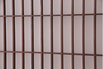 昭和レトロ　オリジナルガラス入り　異なるガラスの組み合わせがおしゃれなガラス帯戸2枚セット(引き戸、建具)