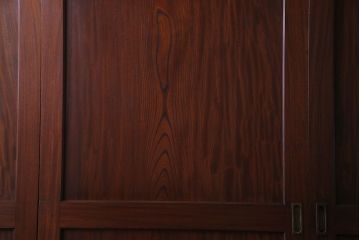 【商談品】和製アンティーク　高級品　総ケヤキ材一枚板!　威厳が漂う上質な板戸(帯戸、引き戸、建具)4枚セット