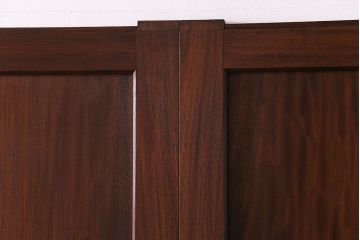 【商談品】和製アンティーク　高級品　総ケヤキ材一枚板!　威厳が漂う上質な板戸(帯戸、引き戸、建具)4枚セット