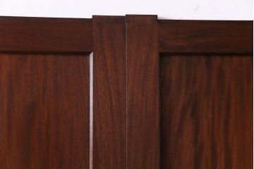 【商談品】和製アンティーク　高級品　総ケヤキ材一枚板!　威厳が漂う上質な板戸(帯戸、引き戸、建具)4枚セット