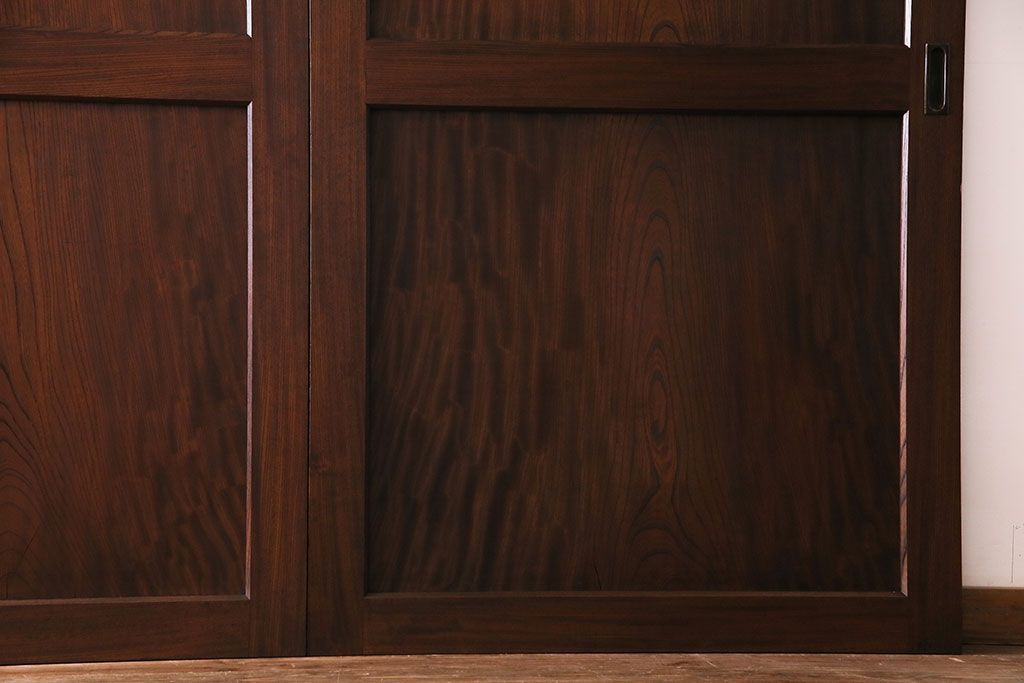 【商談品】和製アンティーク　高級品　総ケヤキ材一枚板!　威厳が漂う上質な板戸(帯戸、引き戸、建具)4枚セット