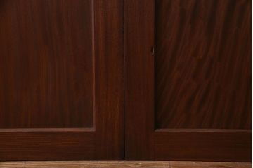 【商談品】和製アンティーク　高級品　総ケヤキ材一枚板!　威厳が漂う上質な板戸(帯戸、引き戸、建具)4枚セット