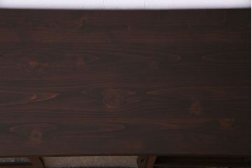 レトロ家具　昭和初期　脚付き　レトロな雰囲気漂うリメイクローボード(収納棚、リビングボード)