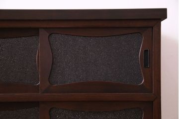 レトロ家具　昭和初期　脚付き　レトロな雰囲気漂うリメイクローボード(収納棚、リビングボード)