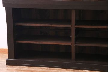 アンティーク家具　古民具・骨董　重ね箪笥　丸桟仕上げの上質な近江水屋箪笥(カップボード、収納棚)