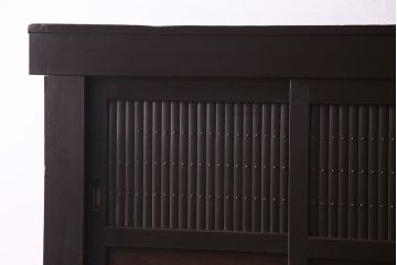 アンティーク家具　古民具・骨董　重ね箪笥　丸桟仕上げの上質な近江水屋箪笥(カップボード、収納棚)