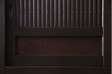 アンティーク家具　古民具・骨董　重ね箪笥　丸桟仕上げの上質な近江水屋箪笥(カップボード、収納棚)