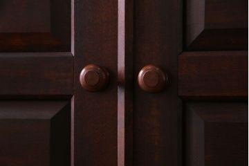 中古美品　松本民芸家具　直線的なデザインが美しいD型和タンス(箪笥、チェスト)(定価約54万円)