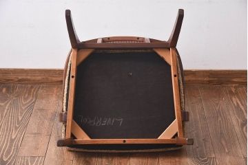 ヴィンテージ家具　北欧ビンテージ　G-PLAN(ジープラン)　メッシュバックのアームチェア(ダイニングチェア、椅子)(2)