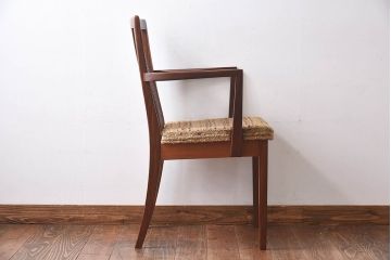 ヴィンテージ家具　G-PLAN(ジープラン)　背もたれがメッシュのビンテージアームチェア(ダイニングチェア、椅子)(2)