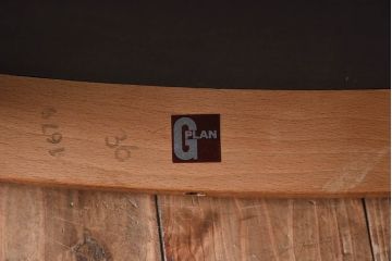 ヴィンテージ家具　G-PLAN(ジープラン)　背もたれがメッシュのビンテージアームチェア(ダイニングチェア、椅子)(2)