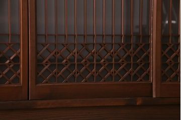 ラフジュ工房オリジナル　古い書院戸を取り入れた組子ガラス戸棚(収納棚、サイドボード)(1)