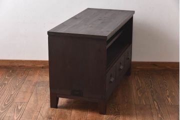 レトロ家具　昭和レトロ　リメイク　オープンラックの脚付ローボード(リビングボード)(2)