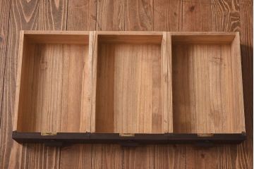 レトロ家具　昭和レトロ　リメイク　オープンラックの脚付ローボード(リビングボード)(2)