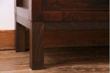 レトロ家具　和製アンティーク　オリジナル花ガラス入り!　レトロなアンティーク色ガラスが魅力的な食器棚(収納棚、キッチンボード、戸棚)