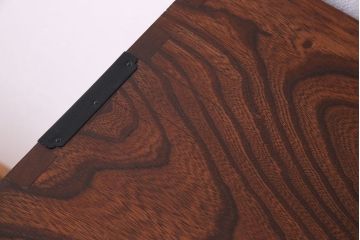 アンティーク家具　和製アンティーク　上手物!三方欅材　杢目の美しさと重厚な金具が目を惹く松本帳場箪笥(時代箪笥、引き出し、戸棚)