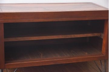 アンティーク家具　リメイク　天板黒柿材　独特な杢目が魅力の鉄脚ローボード(戸棚、リビングボード)