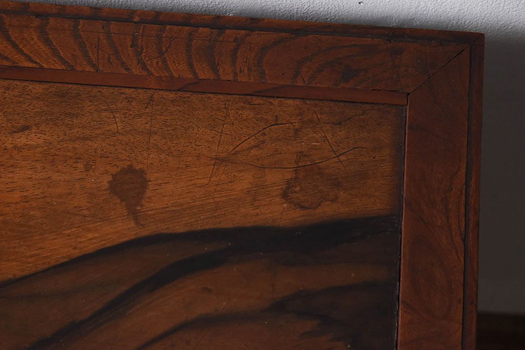 アンティーク家具　リメイク　天板黒柿材　独特な杢目が魅力の鉄脚ローボード(戸棚、リビングボード)