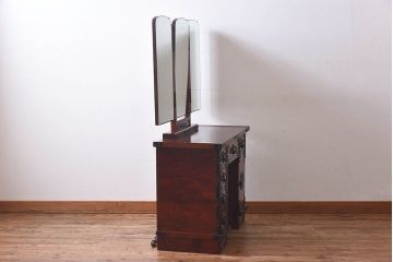 中古　岩谷堂箪笥　スツール付き　金具の装飾が見事な三面鏡(鏡台、ドレッサー)