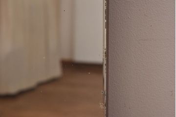中古　岩谷堂箪笥　スツール付き　金具の装飾が見事な三面鏡(鏡台、ドレッサー)