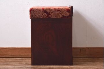 中古　岩谷堂箪笥　スツール付き　金具の装飾が見事な三面鏡(鏡台、ドレッサー)