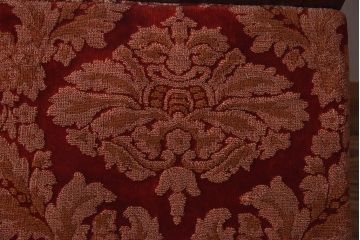 中古　岩谷堂箪笥　スツール付き　金具の装飾が見事な三面鏡(鏡台、ドレッサー)