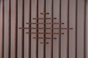 上手物　ケヤキ材使用　組子で富士が描かれたガラス戸(引き戸、建具)4枚セット