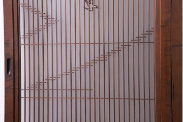 上手物　ケヤキ材使用　組子で富士が描かれたガラス戸(引き戸、建具)4枚セット