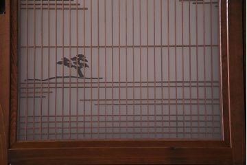 上手物　ケヤキ材使用　組子で富士が描かれたガラス戸(引き戸、建具)4枚セット