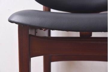 北欧家具　イギリスビンテージ　Elliotts Of Newbury(EoN)　ミッドセンチュリーなダイニングチェア・ブラック(イス、椅子)