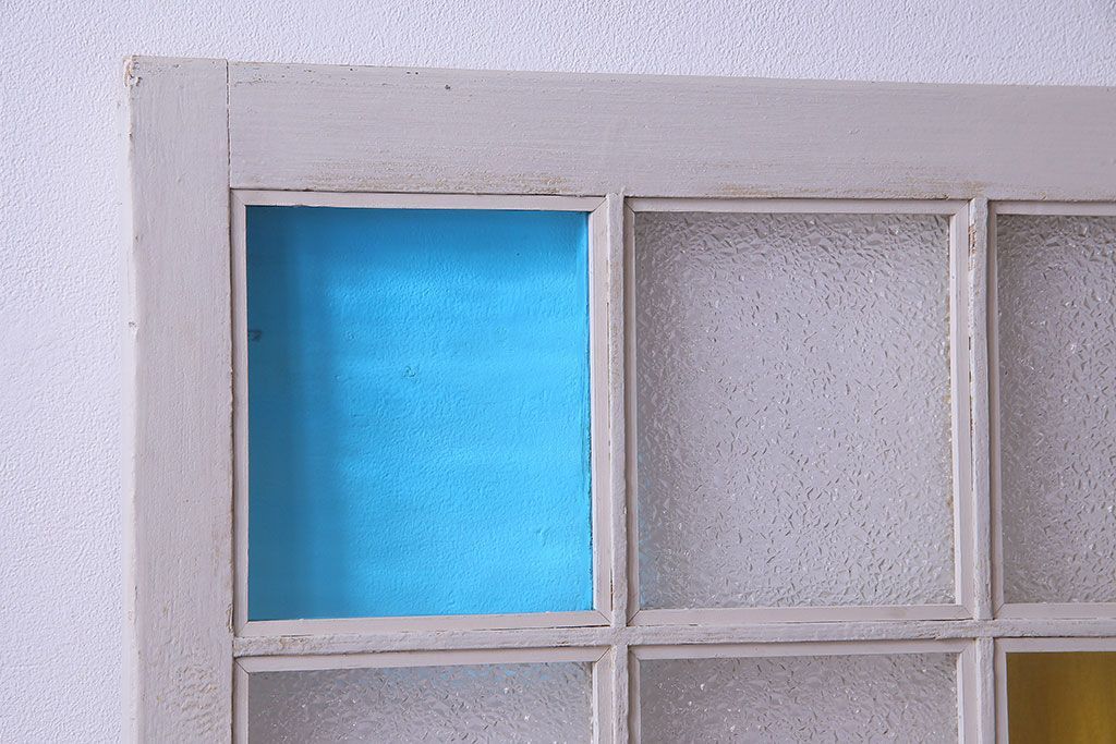 ペイント家具　色ガラス入り　爽やかな色味の遊び心溢れるガラス戸(窓、建具、引き戸、格子戸)2枚組