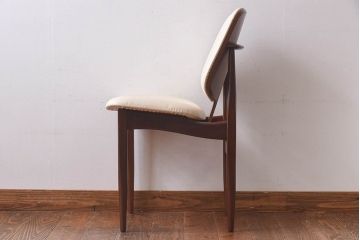 北欧家具　イギリスビンテージ　Elliotts Of Newbury(EoN)　ミッドセンチュリーなダイニングチェア・ホワイト(イス、椅子)