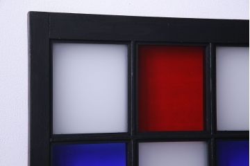 ペイント家具　色ガラス入り　モダンな雰囲気を演出するガラス戸(窓、建具、引き戸、格子戸)3枚組