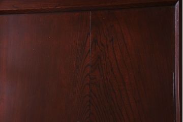 和製アンティーク　総ケヤキ材　力強い杢目が重厚感を醸し出す板戸(建具、引き戸)2枚組