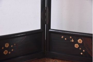 アンティーク雑貨　昭和初期　可憐な梅の花があしらわれた二つ折り衣桁(着物掛け)
