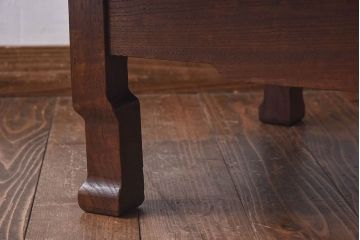 アンティーク家具　大正昭和初期　天板栗材一枚板　脚のデザインがユニークな座卓(ちゃぶ台、ローテーブル、センターテーブル)