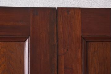 昭和レトロ　両開き　結霜ガラス入り!シンプルな木製アンティークドア(扉)2枚1対(1)