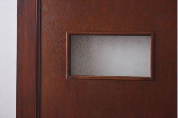 昭和レトロ　両開き　結霜ガラス入り!シンプルな木製アンティークドア(扉)2枚1対(1)