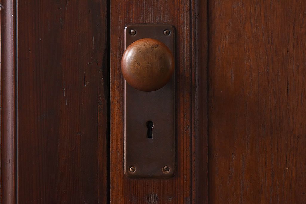 昭和レトロ　両開き　結霜ガラス入り!シンプルな木製アンティークドア(扉)2枚1対(1)