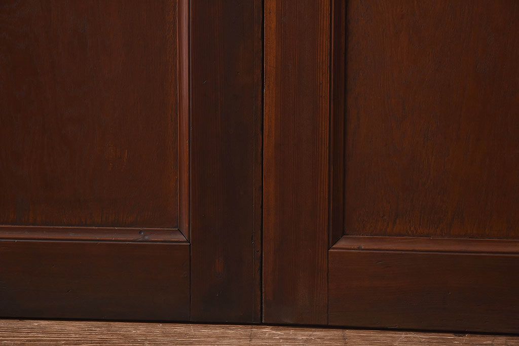 昭和レトロ　両開き　結霜ガラス入り!シンプルな木製アンティークドア(扉)2枚1対(1)