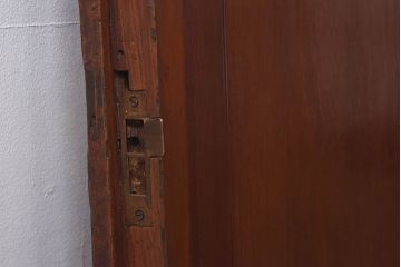 昭和レトロ　両開き　結霜ガラス入り!シンプルな木製アンティークドア(扉)2枚1対(1)